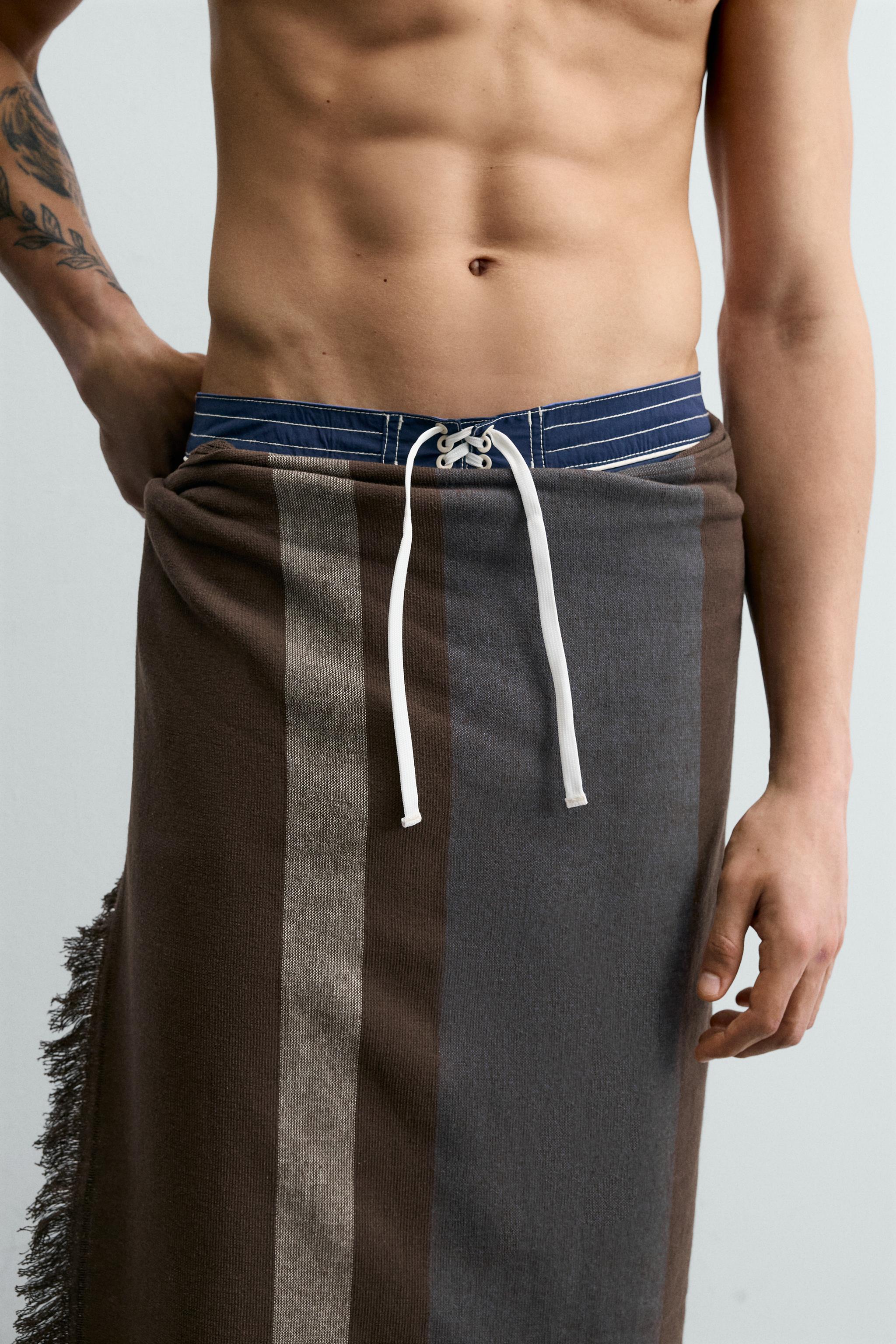 STRIPED BEACH TOWEL